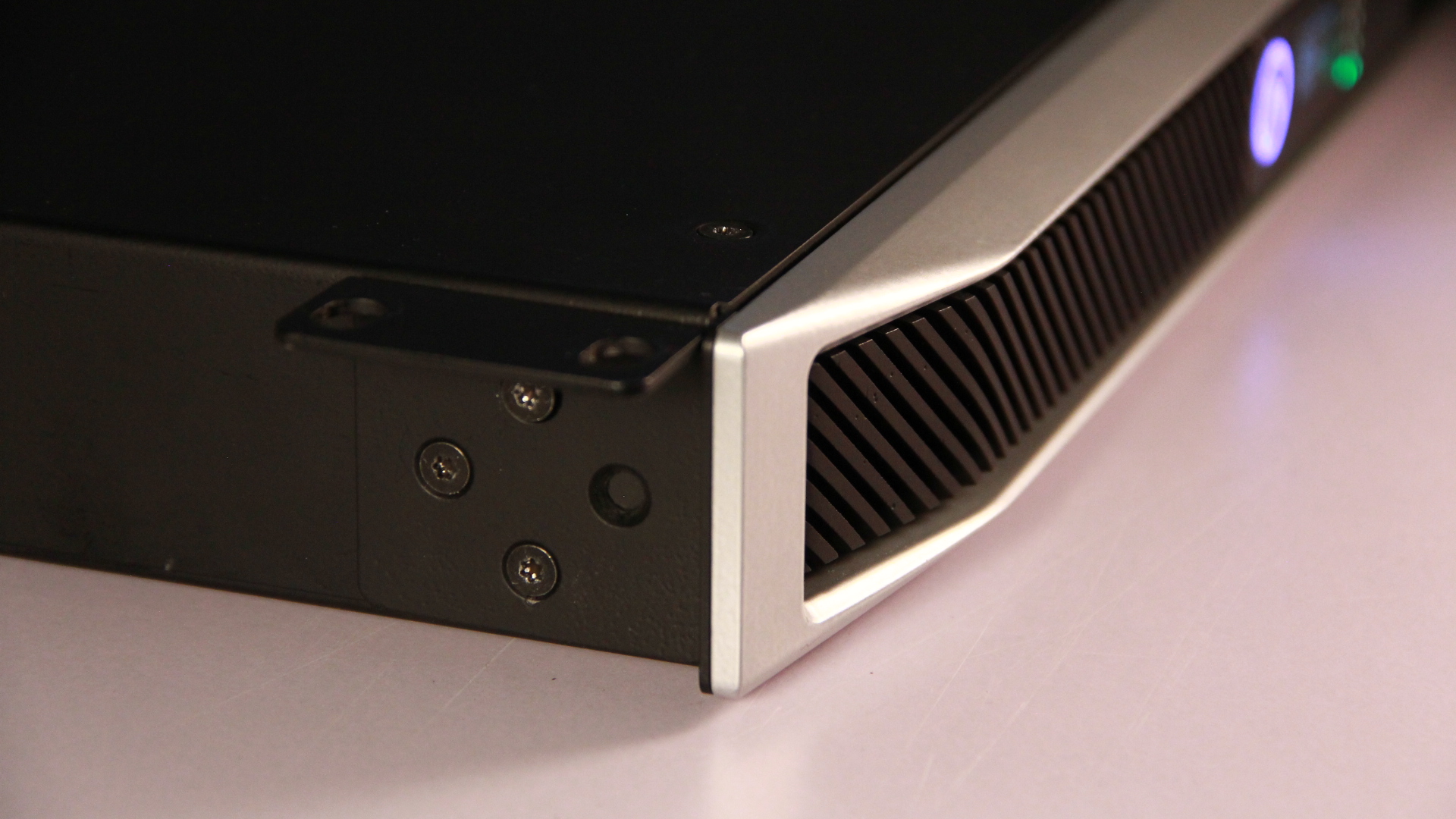 LEA_Connect_Series_Rack_Ears_Up